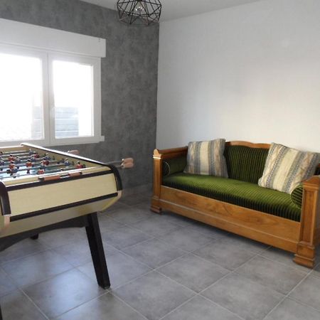 Logement Entre Mer Et Montagne Roujan Luaran gambar